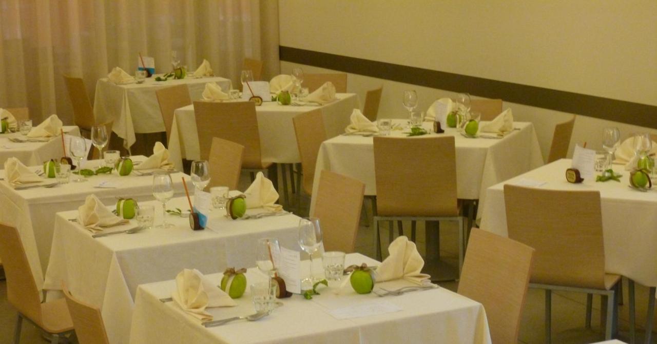 ארקליאה מארה Eraclea Palace Hotel 4 Stelle S מראה חיצוני תמונה