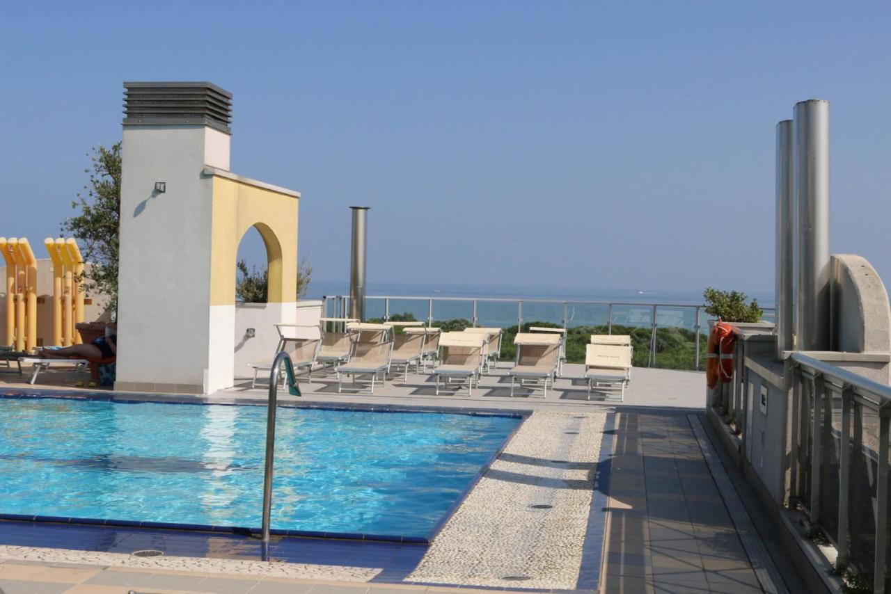 ארקליאה מארה Eraclea Palace Hotel 4 Stelle S מראה חיצוני תמונה