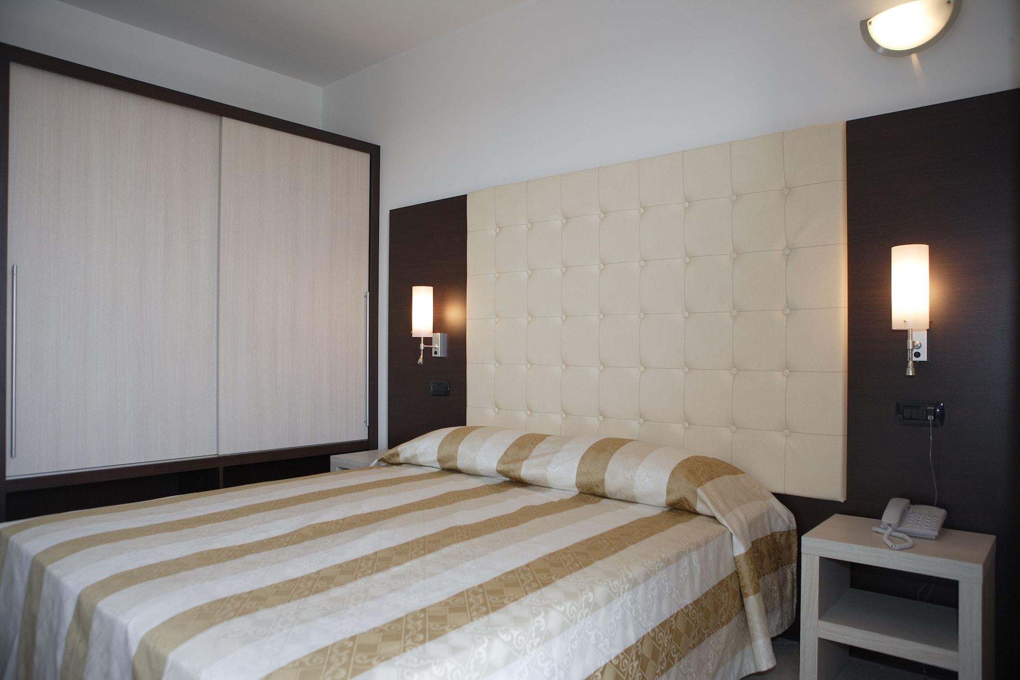 ארקליאה מארה Eraclea Palace Hotel 4 Stelle S מראה חיצוני תמונה